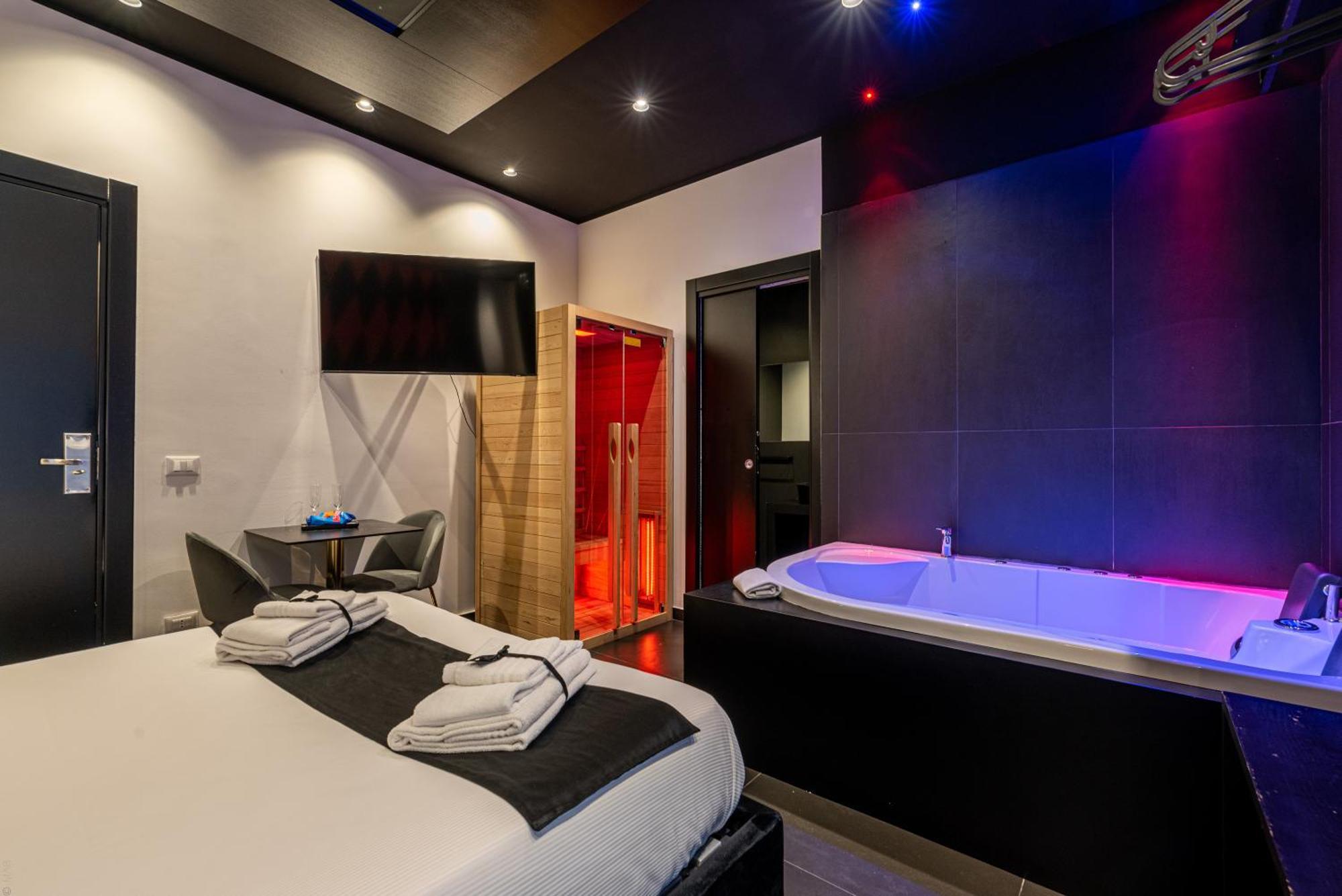 Maximum Hub Suite&spa Alojamento de Acomodação e Pequeno-almoço 2*